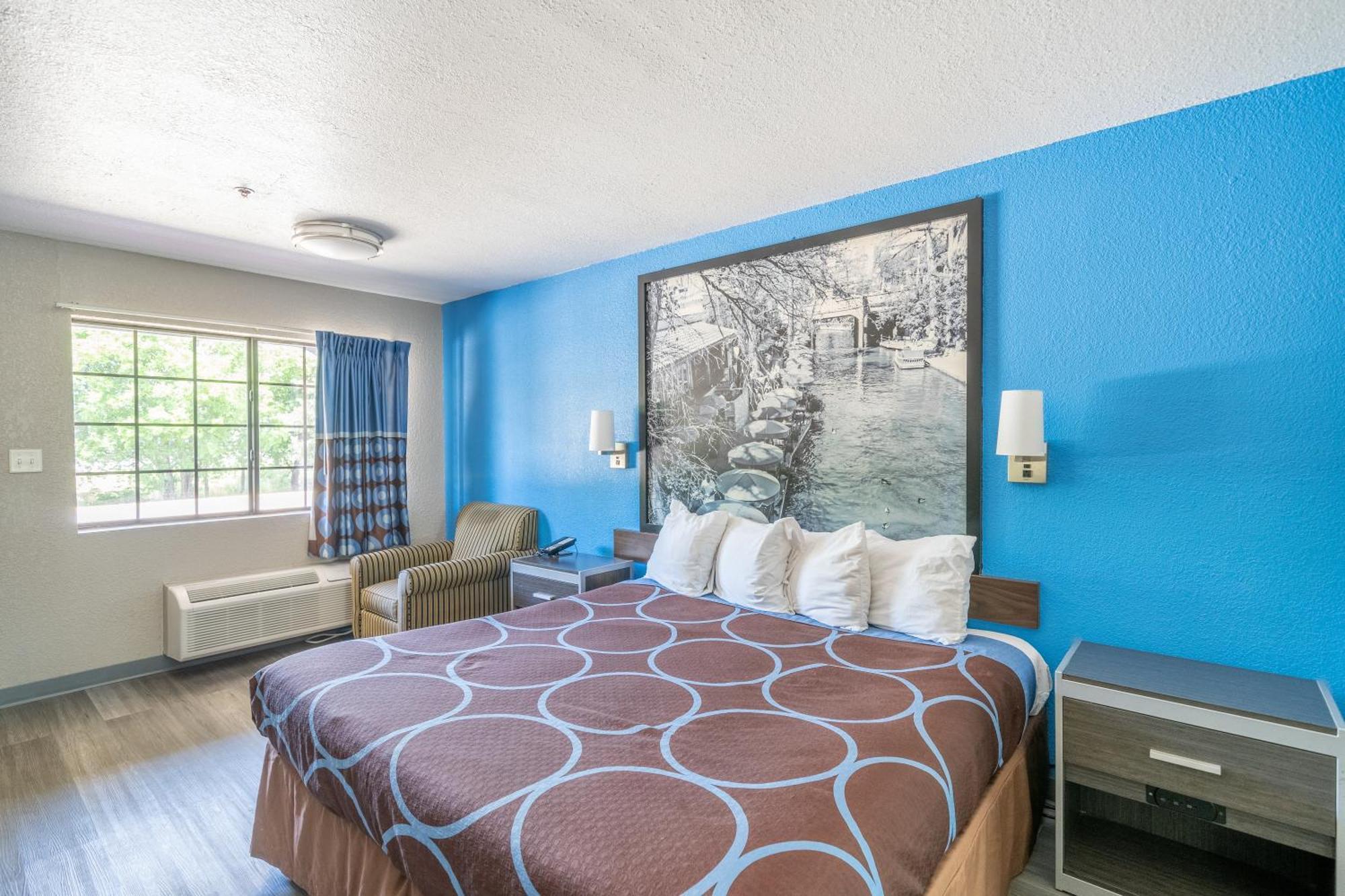 Super 8 By Wyndham San Antonio/Riverwalk Area Zewnętrze zdjęcie